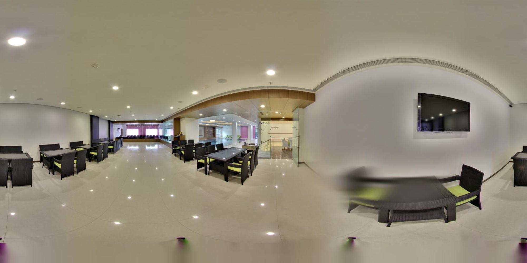 Hotel Narayani Heights, Ahmadabad Zewnętrze zdjęcie